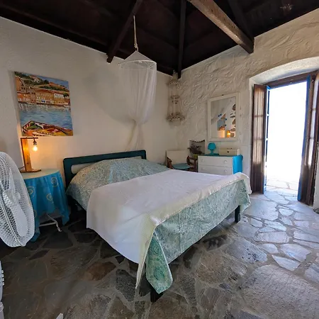 Blue Horizon Holiday home Hydra (Saronic Islands)
